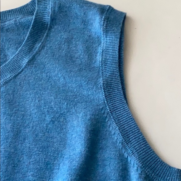 Cherokee woman sleeveless blue sweater vest size L - Picture 2 of 8